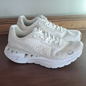 KURU Triple Ion Max,  White, Womens 10
